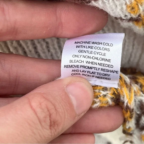 Almost Famous Crop Top - Picture 8 of 8